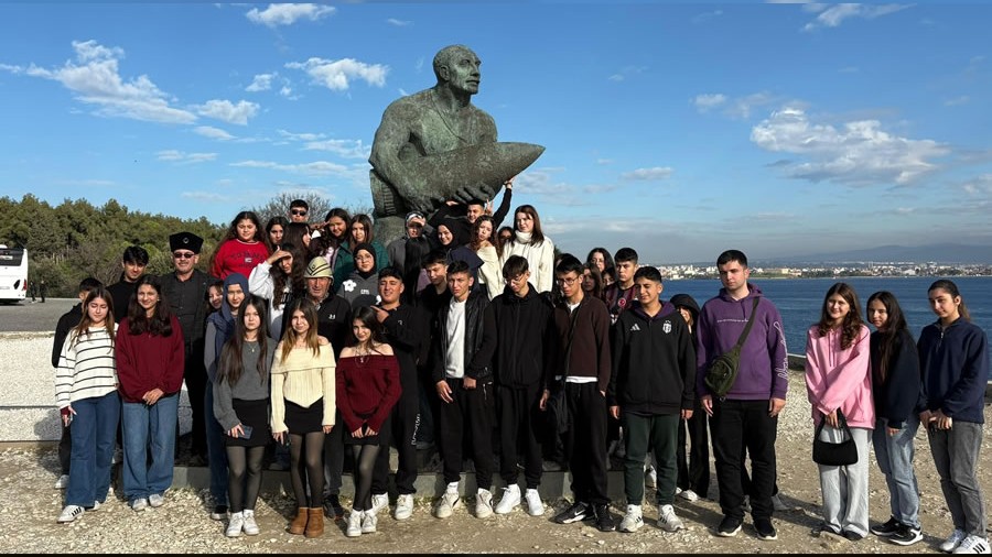 Bozyaz� Anadolu Lisesi ��rencileri Tarihle Bulu�tu