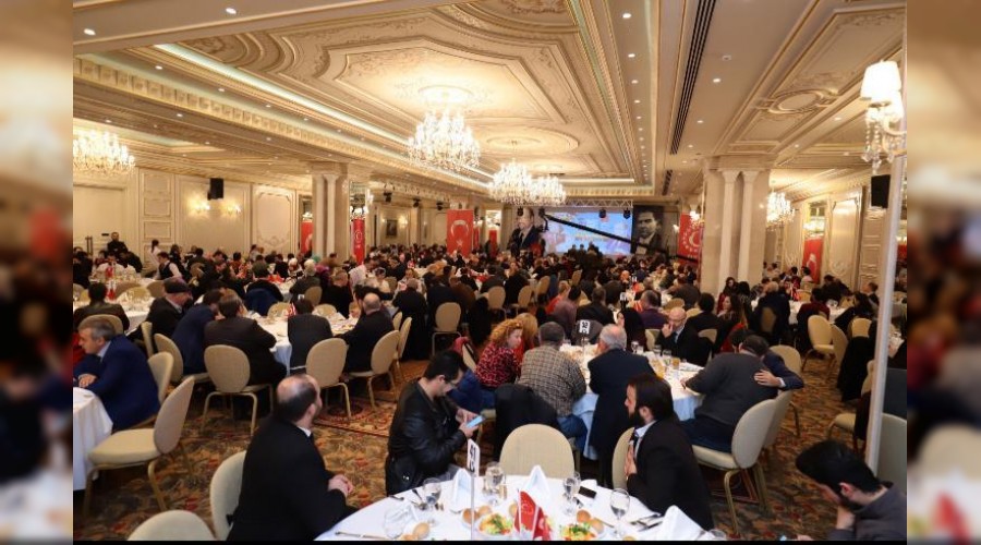 Haydar Ba sosyal medyadaki sevenleri ile bulutu