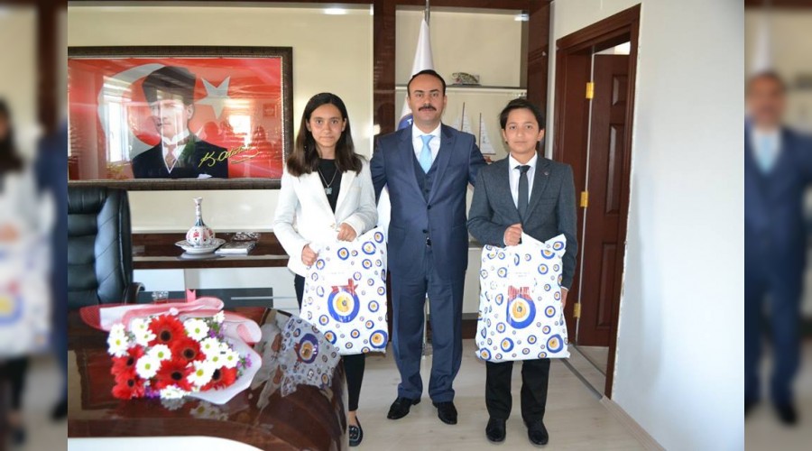 23 Nisan Ulusal Egemenlik ve ocuk Bayram Cokuyla Kutland